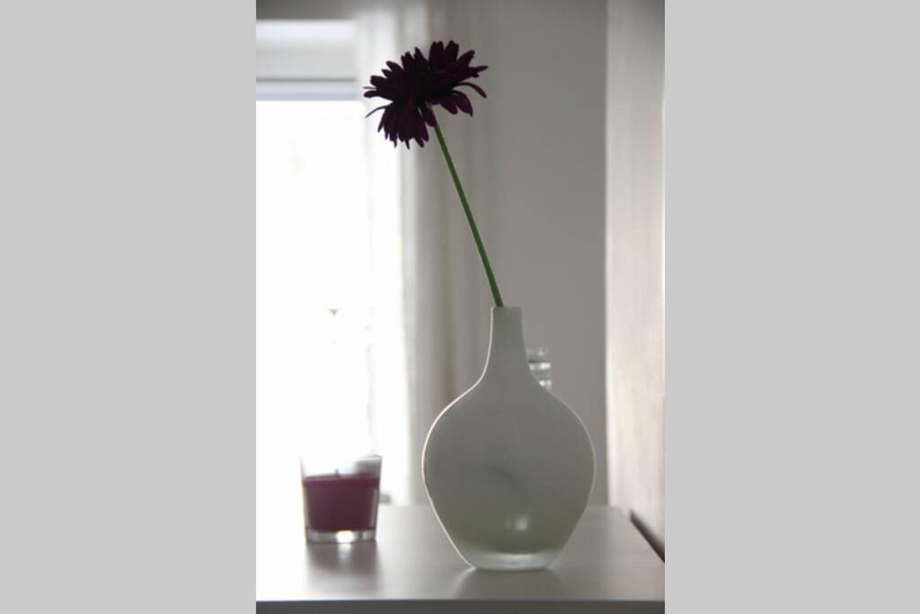 The White Side Apartment Napoli Bagian luar foto