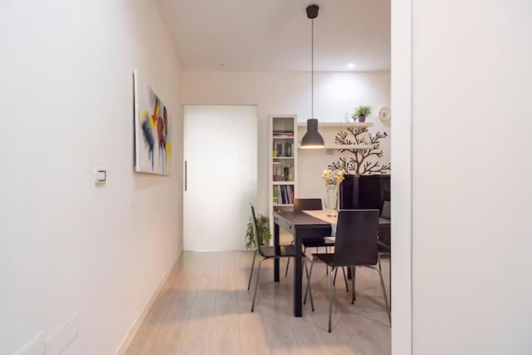 The White Side Apartment Napoli Bagian luar foto