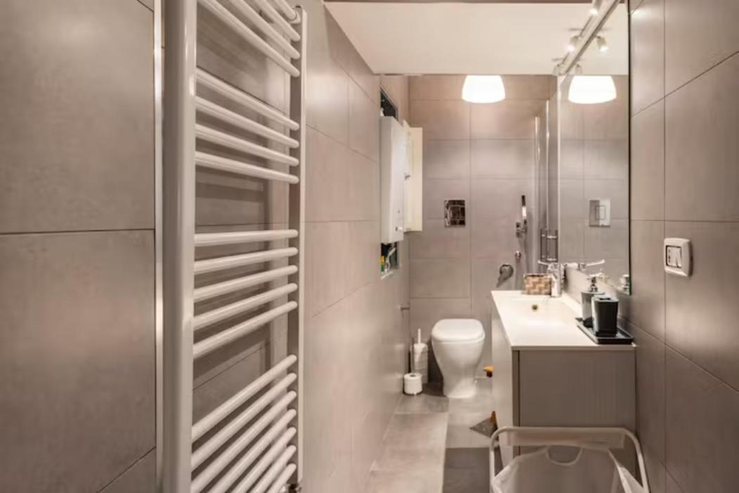 The White Side Apartment Napoli Bagian luar foto